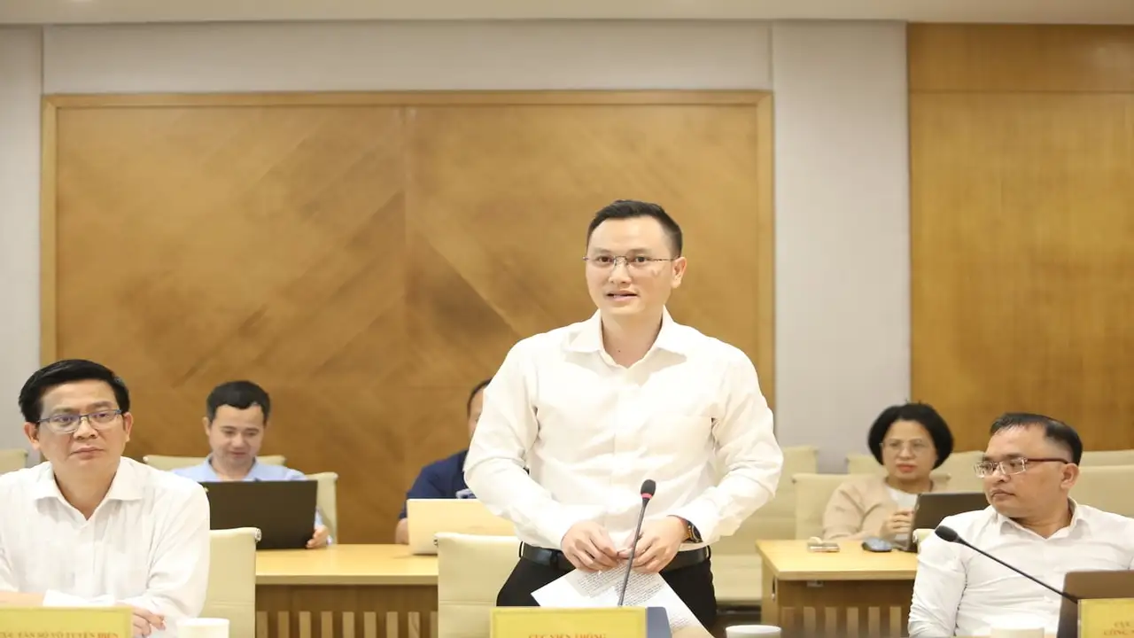 رصد أكثر من 800 ألف رقم هاتف مسجل ببيانات مالك غير صحيحة